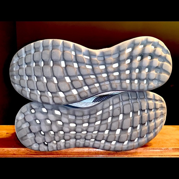 Women’s adidas pureboost - Picture 7 of 8